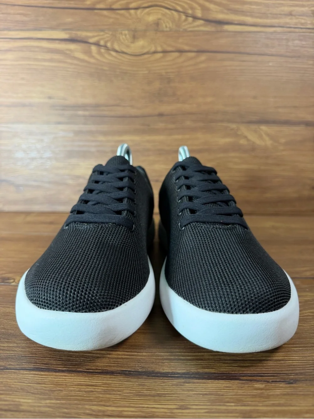 Atoms Model 000 Sneakers Women’s Size 9.5 Black Shoes